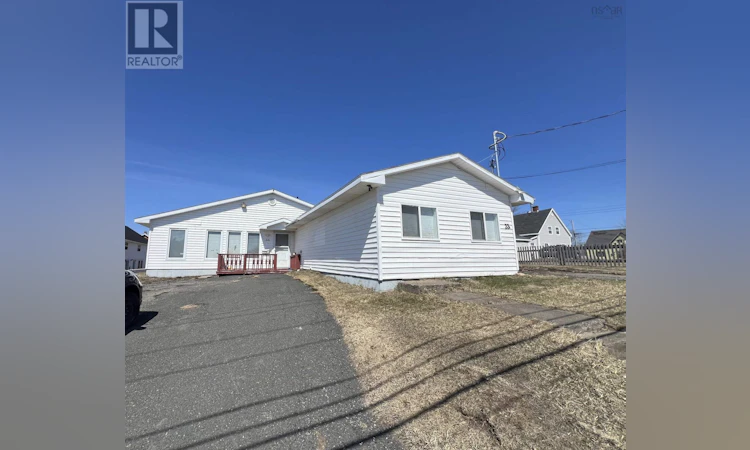 33 Inverness Street