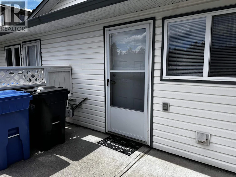 1-814 Cariboo Trail, 100 Mile House, BC, V0K 2E0 - 6