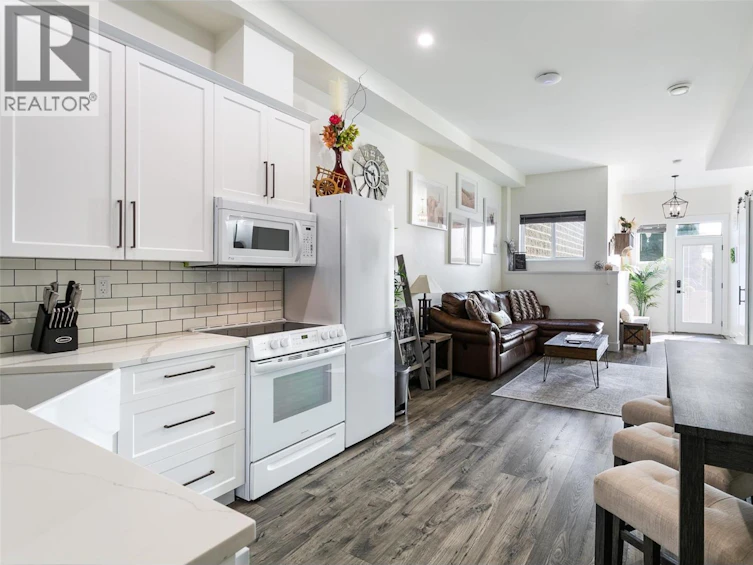 1296 Menu Road, West Kelowna, BC, V1Z 3K2 - 27