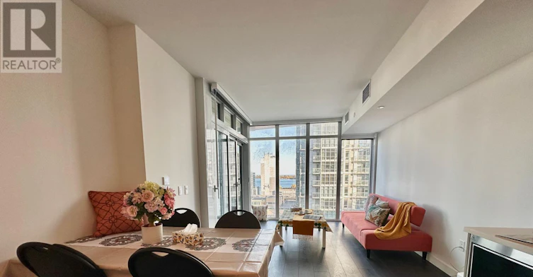 1010-1 Concord Cityplace Way, Toronto, ON, M5V 0X3 - 10