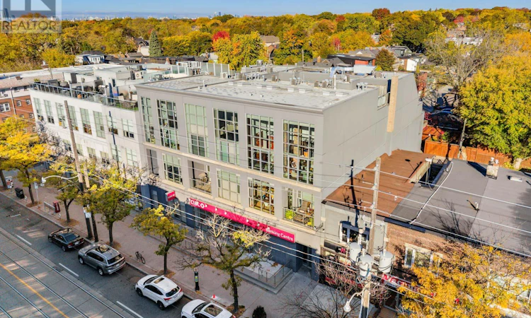 304-1852 Queen Street E