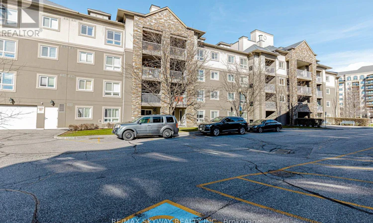 1403-8 Dayspring Circle