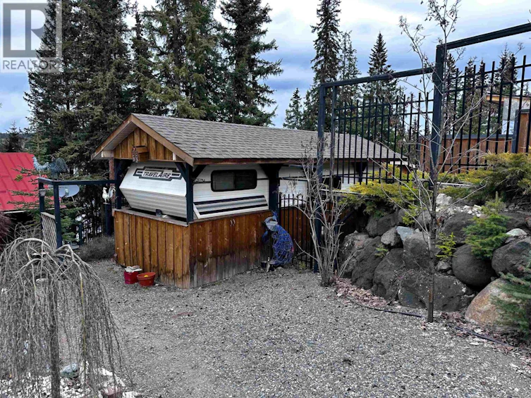 6361 Moose Point Drive, 100 Mile House, BC, V0K 2K1 - 9