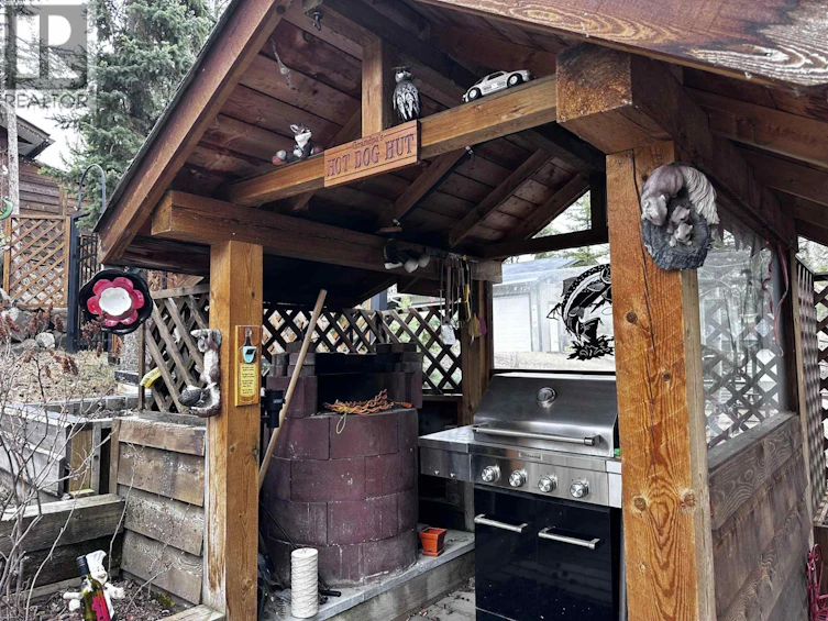 6361 Moose Point Drive, 100 Mile House, BC, V0K 2K1 - 4