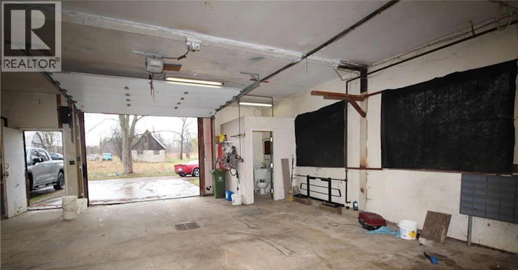 WAREHOUSE-481 Garner Road E, Hamilton, ON, L9G 3K9 - 2