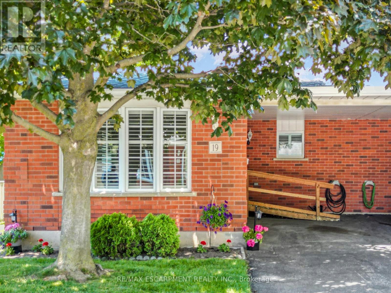 19-229 Lynden Road, Brantford, ON, N3R 8A7