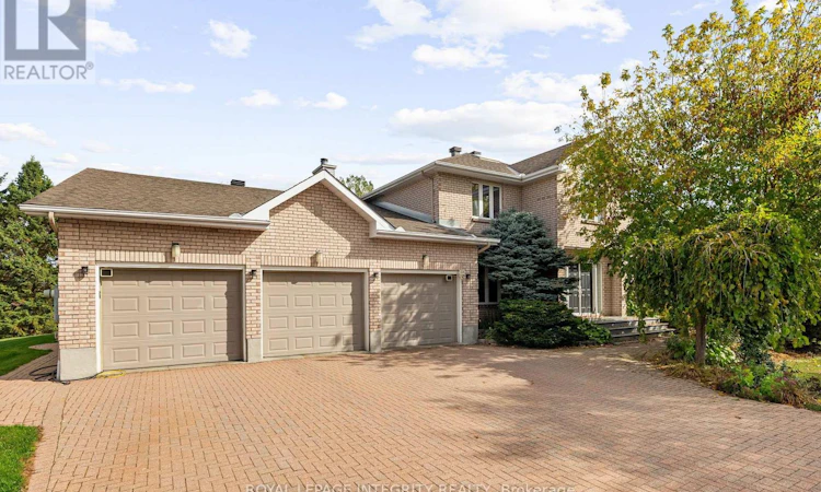 6 Marchbrook Circle