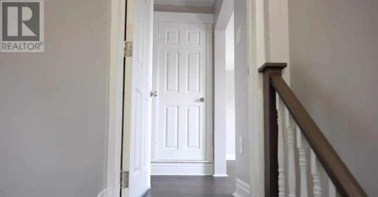 2-5029 Fourth Avenue, Niagara Falls, ON, L2E 4P5 - 4