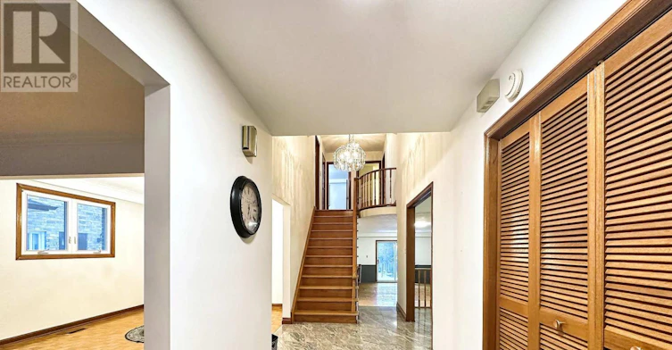 MAIN-56 Fairchild Avenue, Toronto, ON, M2M 1T7 - 4
