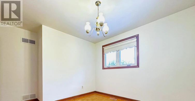 MAIN-56 Fairchild Avenue, Toronto, ON, M2M 1T7 - 36