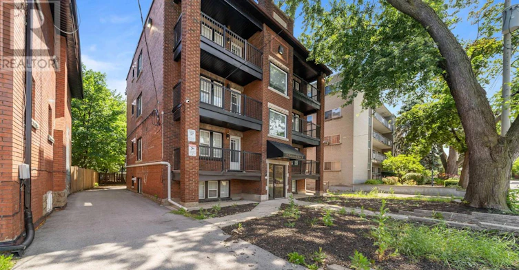 4-15 Balmoral Avenue S, Hamilton, ON, L8M 3J7 - 4