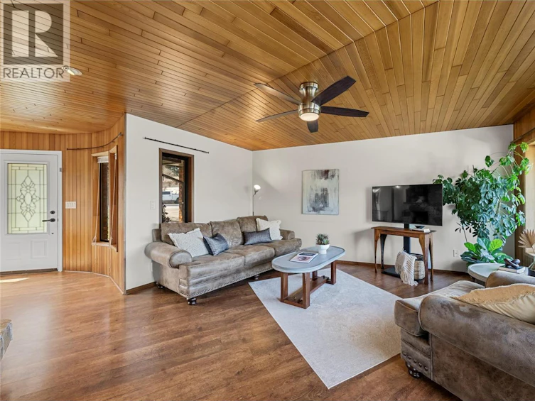 2631 Grand View Place, Blind Bay, BC, V0E 1H2 - 8