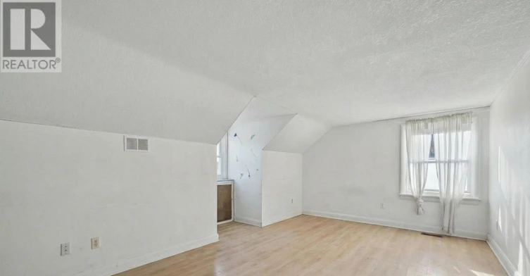 UPPER-68 Highland Road W, Kitchener, ON, N2M 3B5 - 6