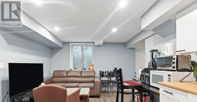 A-1527 Chiddingstone Circle, Mississauga, ON, L5M 3P8 - 5