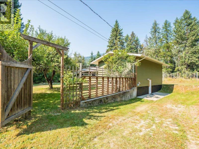 3710 Ladybird Road - 4