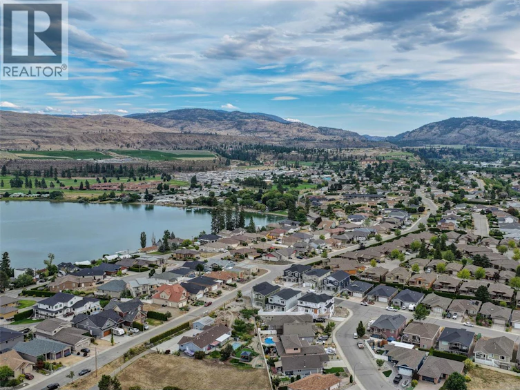 397 Chardonnay Avenue, Oliver, BC, V0H 1T4 - 44