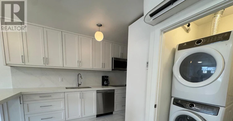 2ND FLOOR-2879 St Clair Avenue E, Toronto, ON, M4B 1N4 - 15