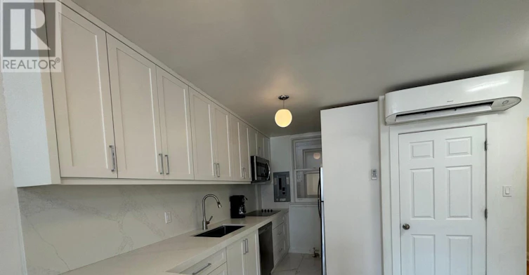 2ND FLOOR-2879 St Clair Avenue E, Toronto, ON, M4B 1N4 - 10