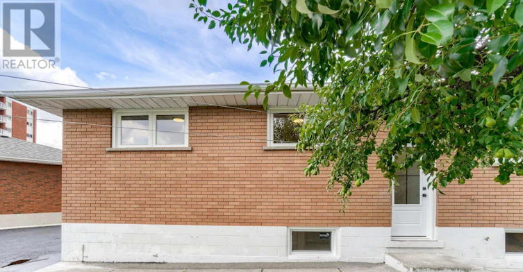 UPPER LEVEL-69 Heather Road, Hamilton, ON, L8K 3V9 - 17