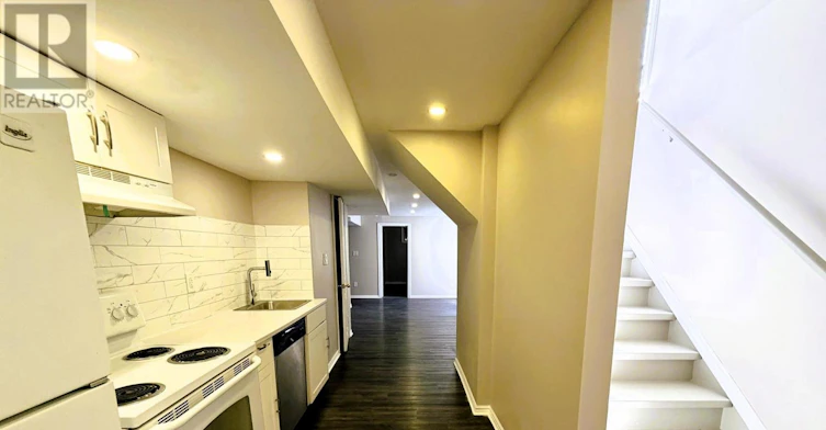 LOWER-53 Stollar Boulevard, Barrie, ON, L4M 6N3 - 4