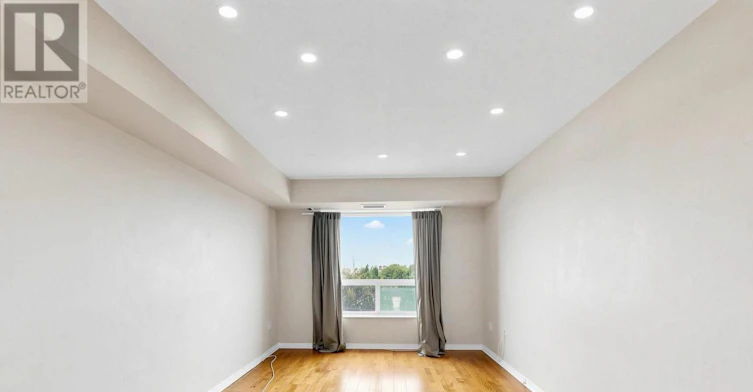 706-28 Pemberton Avenue, Toronto, ON, M2M 4L1 - 16