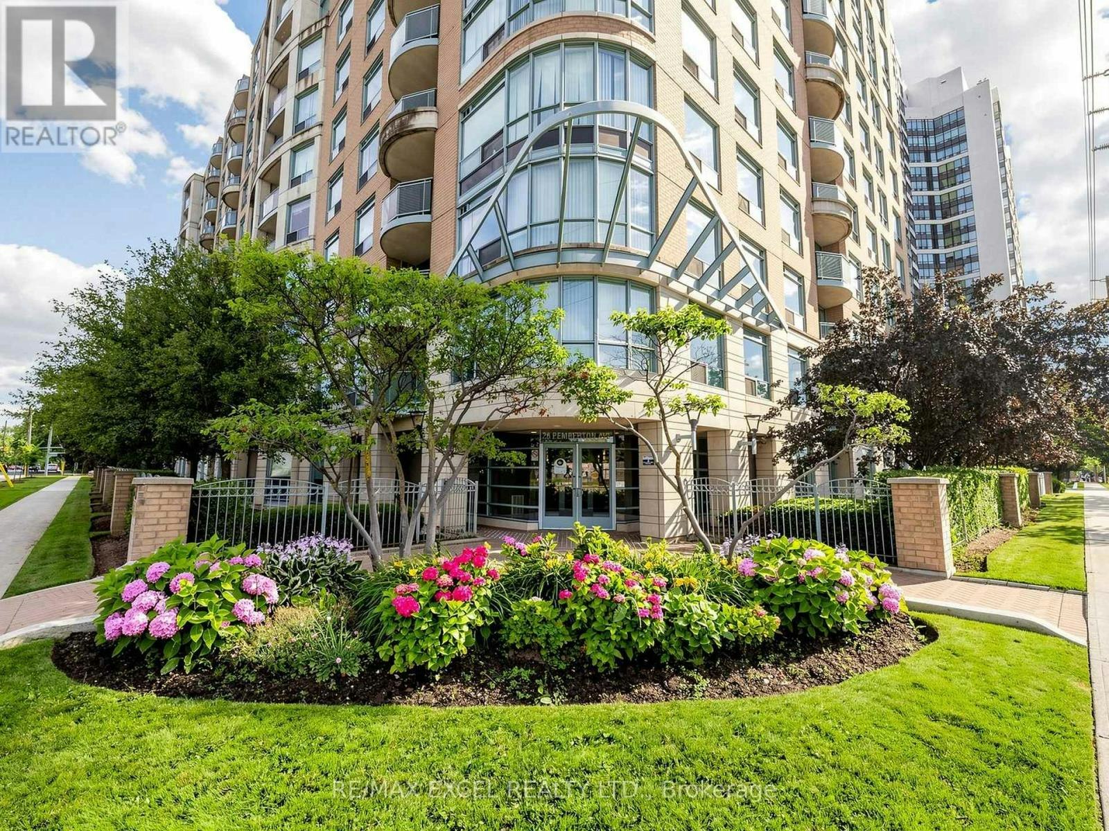 706-28 Pemberton Avenue, Toronto, ON, M2M 4L1 - 3