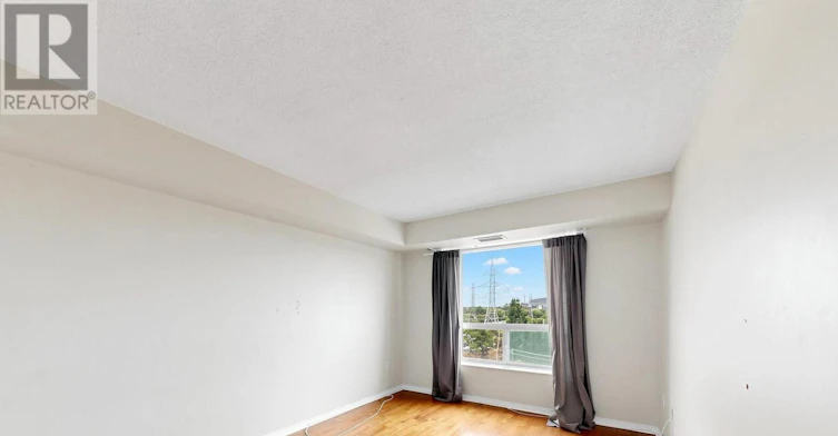 706-28 Pemberton Avenue, Toronto, ON, M2M 4L1 - 17