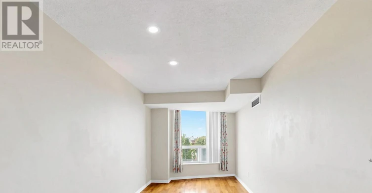 706-28 Pemberton Avenue, Toronto, ON, M2M 4L1 - 12