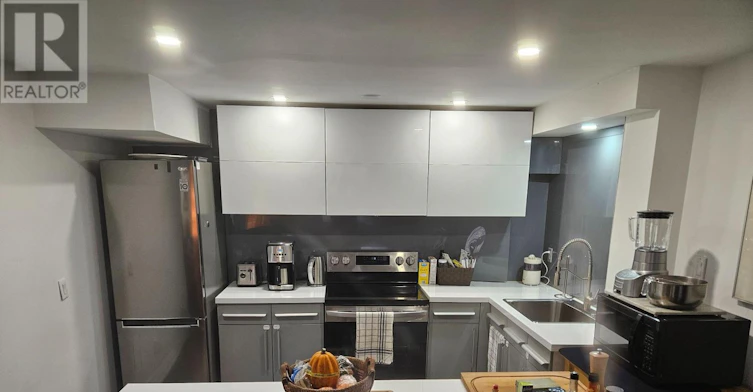 LOWER-164 Timpson Drive, Aurora, ON, L4G 5N2 - 7