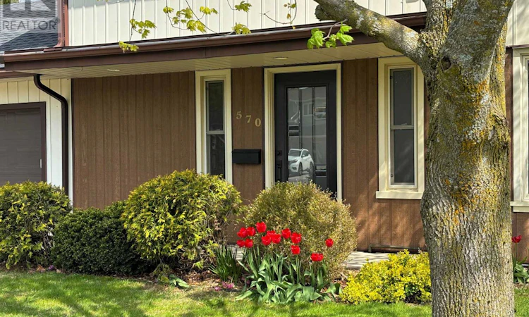 570 7th Street W