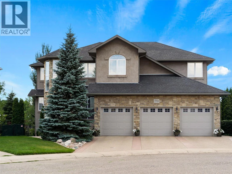 1514 Lakeridge Drive N, Regina, SK, S4X 4L5 - 2