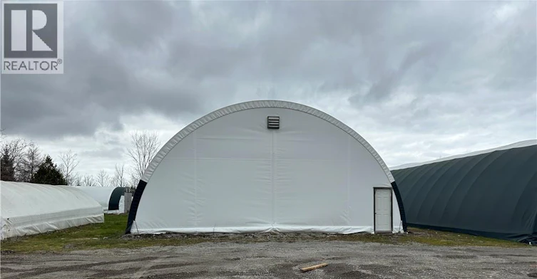 B-1020 Green Mountain Road E, Hamilton, ON, L8J 3A9