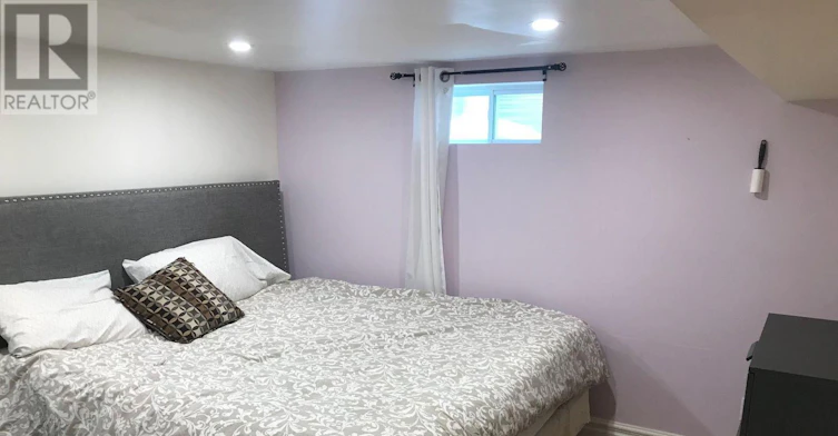 BASEMENT-289 Laurentian Avenue, Mississauga, ON, L4Z 2S2 - 2