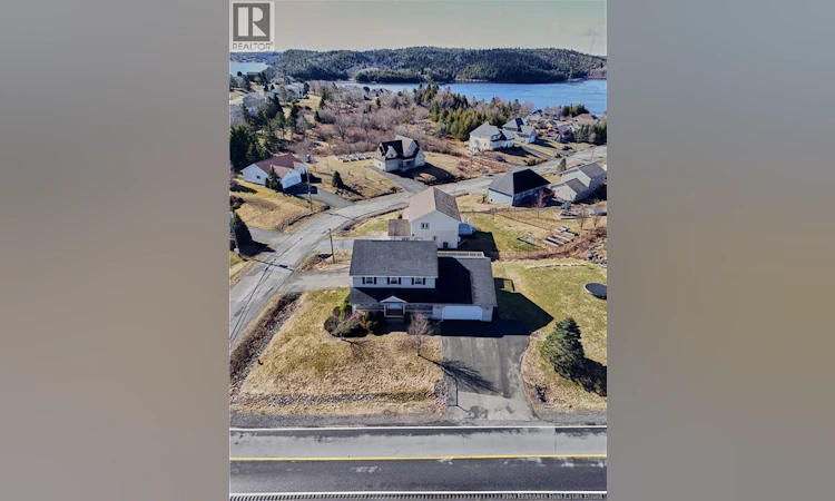 77 Cedarwood Drive