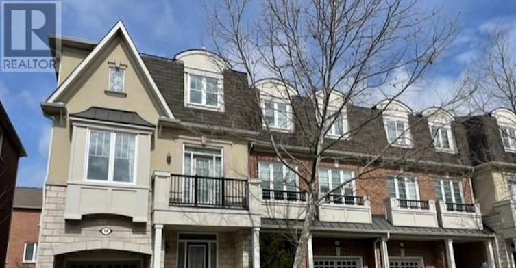 18 Yates Avenue, Toronto, ON, M1L 0C3 - 2