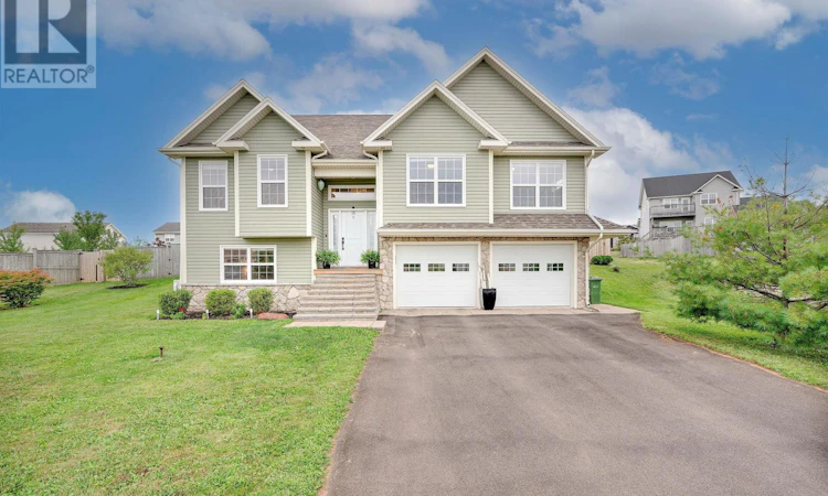 15 Lily Court