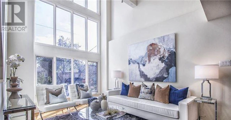 MAIN-116 Cranbrooke Avenue, Toronto, ON, M5M 1M7 - 2