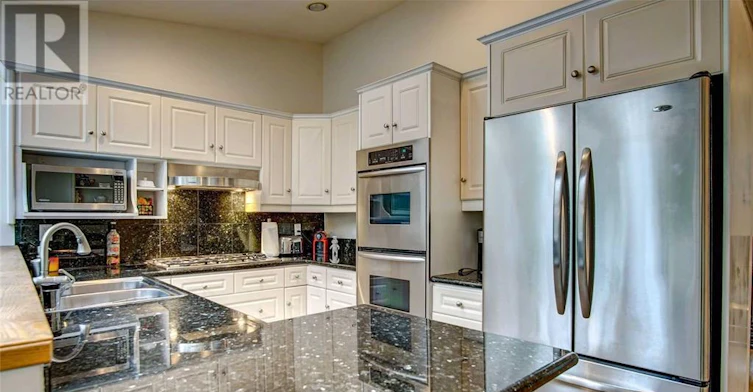 MAIN-116 Cranbrooke Avenue, Toronto, ON, M5M 1M7 - 7