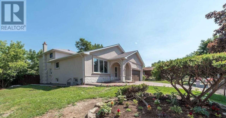 MAIN-1116 Pomona Court, Mississauga, ON, L5C 1N2