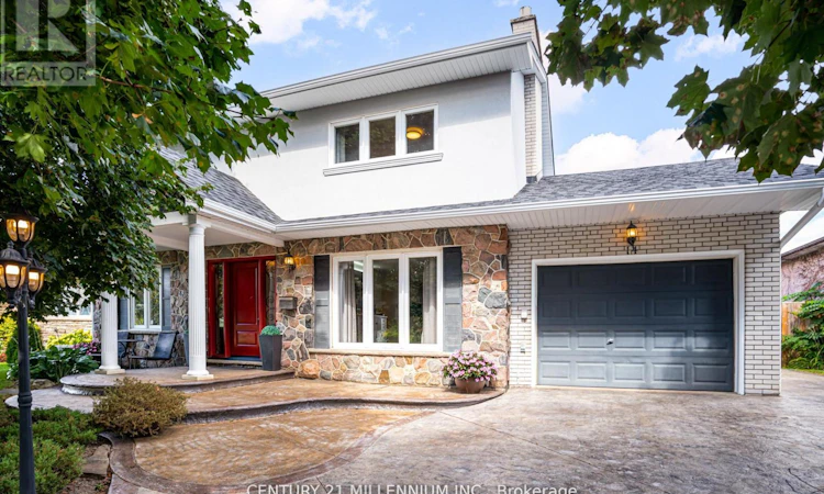14 Greystone Crescent