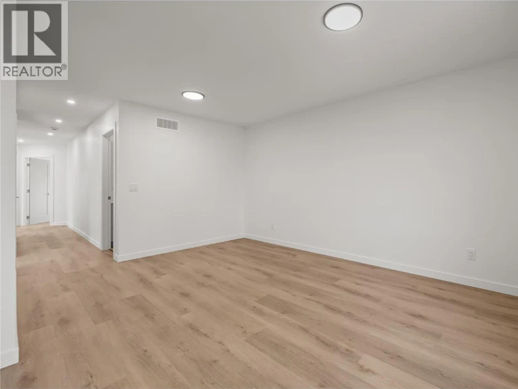 2-2957 Conlin Court, Kelowna, BC, V1Y 7S7 - 22