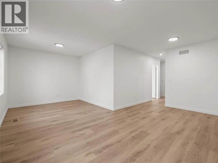 2-2957 Conlin Court, Kelowna, BC, V1Y 7S7 - 21