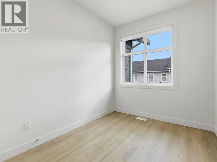113-5300 Main Street, Kelowna, BC, V1W 0C1 - 33