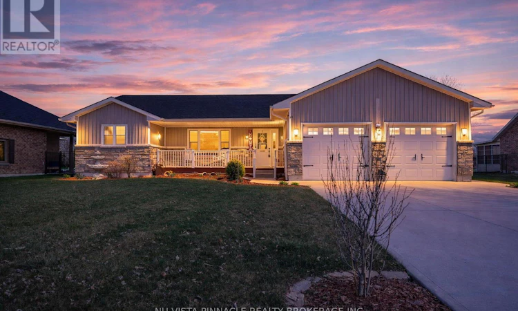 3864 St Clair Parkway
