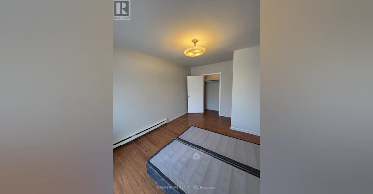 400 Parliament Street, Toronto, ON, M5A 2Z7 - 8