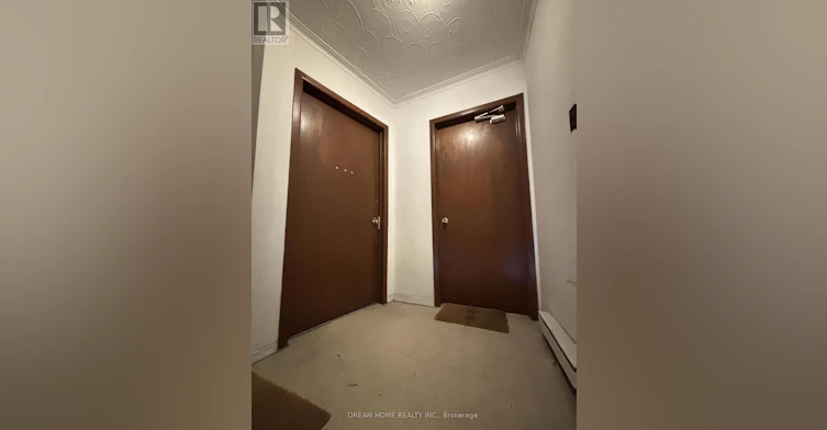 400 Parliament Street, Toronto, ON, M5A 2Z7 - 4