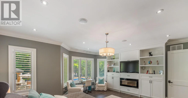 10088 Old Pine Crest Road, Halton Hills, ON, L0P 1K0 - 10