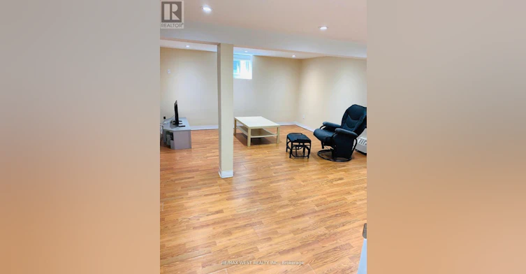 LOWER-900 Avenue Road, Toronto, ON, M5P 2K6 - 16