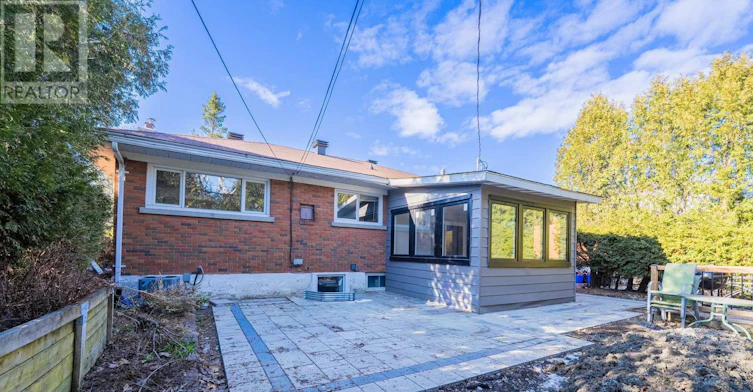 1746 B Gage Crescent, Ottawa, ON, K2C 0Z9 - 5