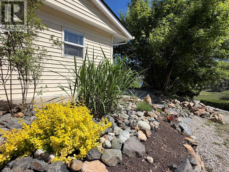 6430 Westsyde Road, Kamloops, BC, V2B 8N7 - 23